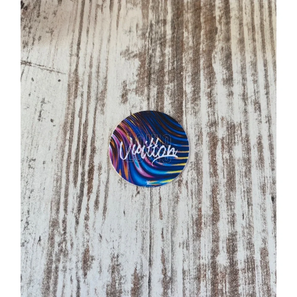 Brand new Louis Vuitton exclusive bundle - Picture 9 of 9